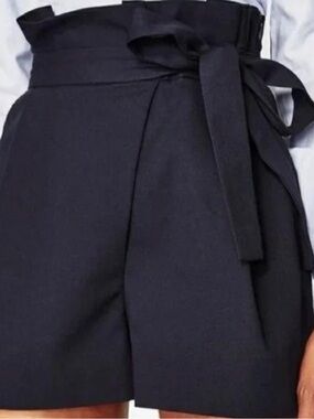 Zara Navy High Waisted Paperbag Belted Shorts Size XS / US 2
